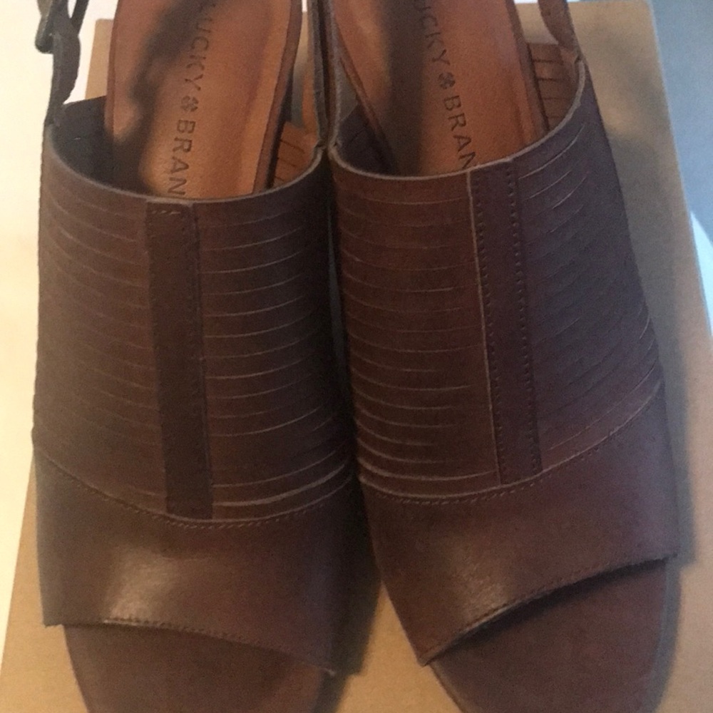 Lucky Brand block heel sandal